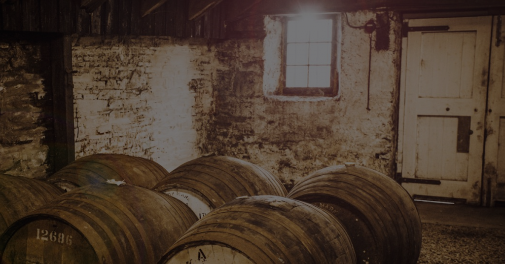 La destilación del whisky de malta es un proceso maravilloso y mágico, que da como resultado una bebida muy artesana y todo un regalo para el paladar. Vamos a conocer mejor el proceso de elaboración del 'single malt'.